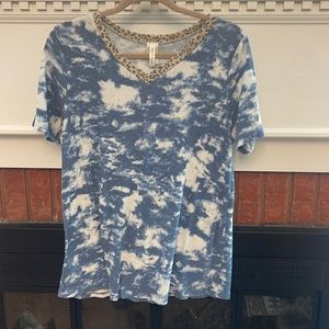 Waffle knit short sleeve tunic blue tie dye and cheetah size large